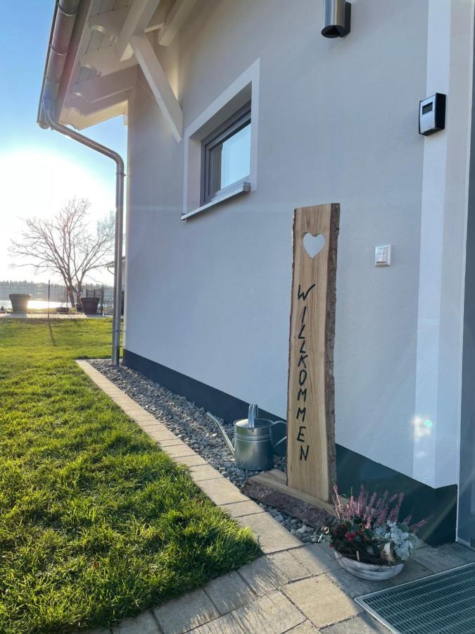 5 Sterne-Ferienhaus Eisvogel Am See Mit Sauna Und Kamin Krakow am See Extérieur photo