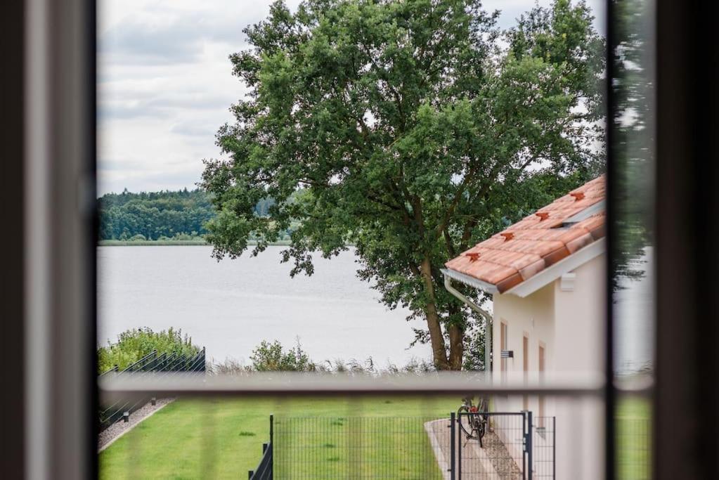 5 Sterne-Ferienhaus Eisvogel Am See Mit Sauna Und Kamin Krakow am See Extérieur photo